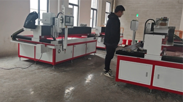 <b>數(shù)控鉆孔機與搖臂鉆孔機相比有什么優(yōu)勢？</b>